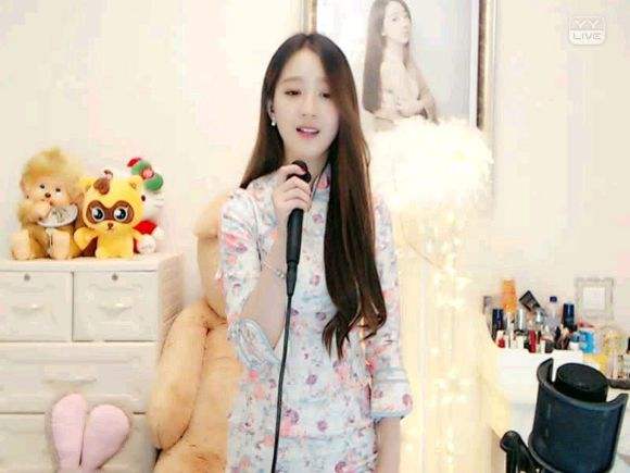 When Building A Live Broadcast System, What Are The Common Network Transmission Protocols? Worth Knowing