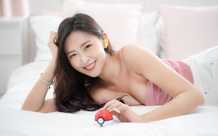 Razer Pokémon Joint Limited Set Unboxing: Pikachu And Eevee Are So Cute That They Will Turn Your Desktop Around