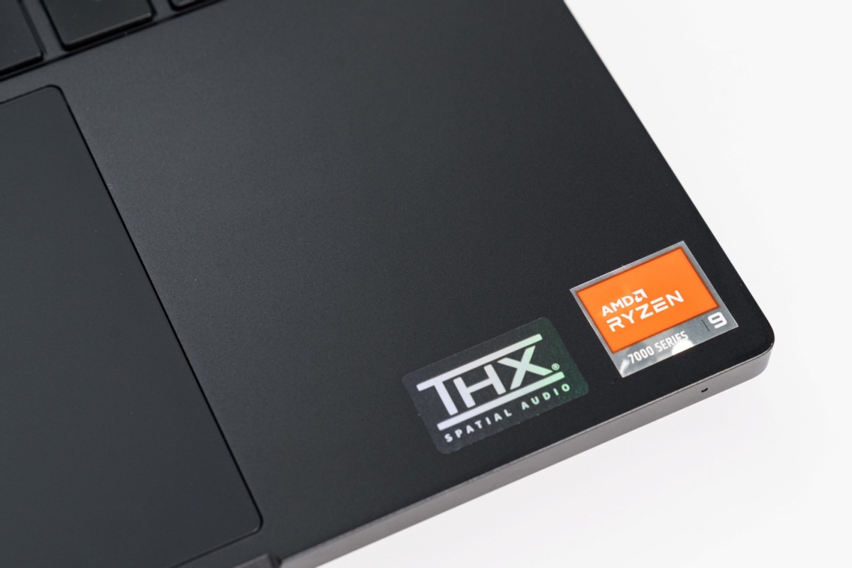 Razer Synapse for Mac_Razer Blade 14 2023 Ryzen 9 7940HS AI engine performance thin and light gaming notebook