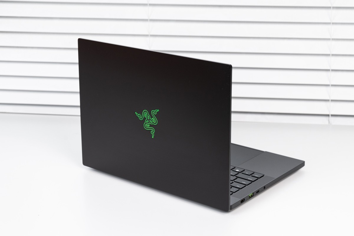 Razer Blade 14 2023 Ryzen 9 7940HS AI engine performance thin and light gaming notebook_Razer Synapse for Mac