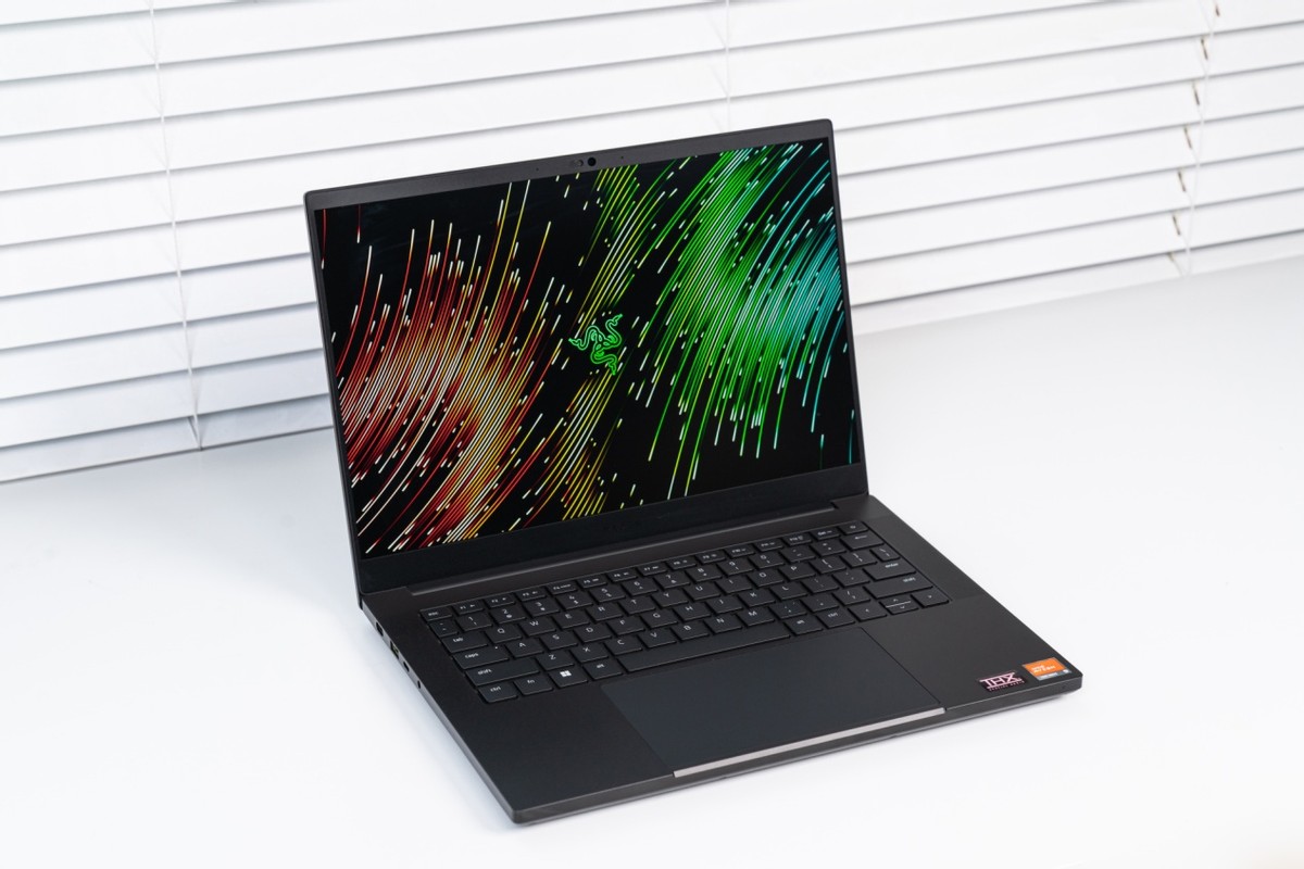 Razer Synapse for Mac_Razer Blade 14 2023 Ryzen 9 7940HS AI engine performance thin and light gaming notebook