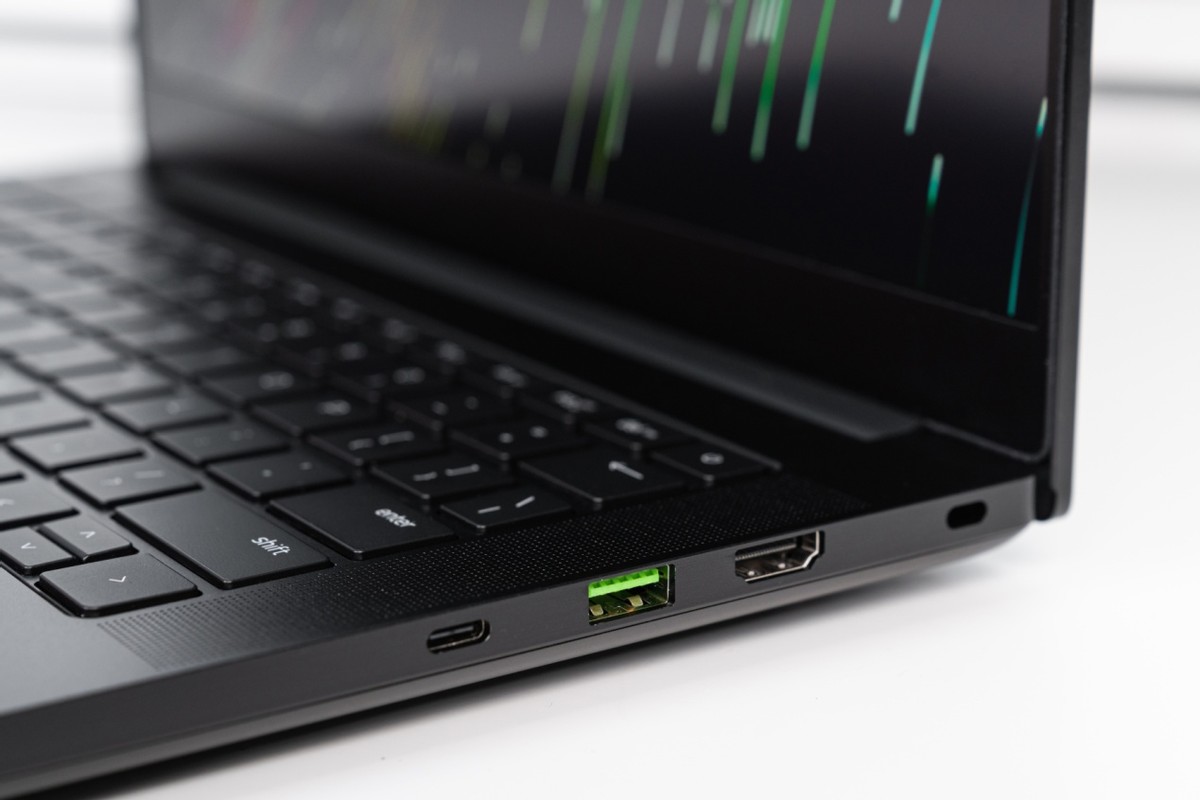 Razer Synapse for Mac_Razer Blade 14 2023 Ryzen 9 7940HS AI engine performance thin and light gaming notebook