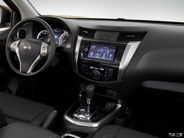 Nissan Terra non-load-bearing body 2.5L naturally aspirated engine Toura Paladin successor_Terra